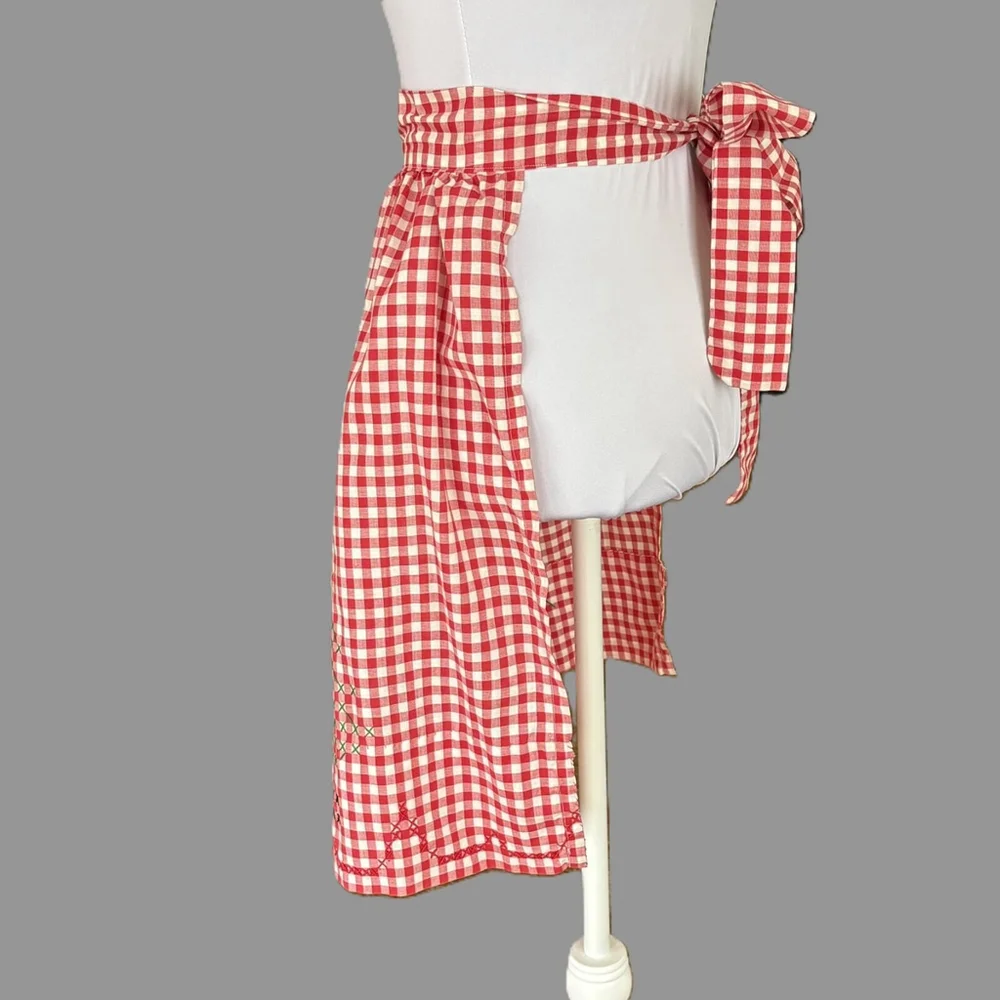 Vintage Red White Gingham Apron Christmas